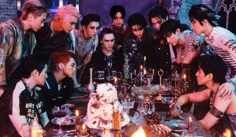 SEVENTEEN HAPPY BURSTDAY